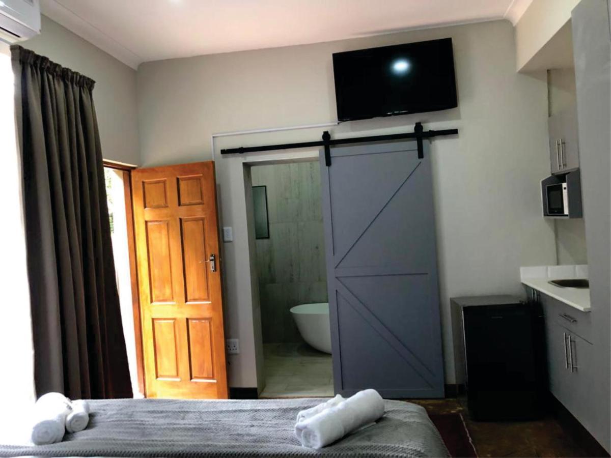 Beesdam Guesthouse Potchefstroom Kültér fotó
