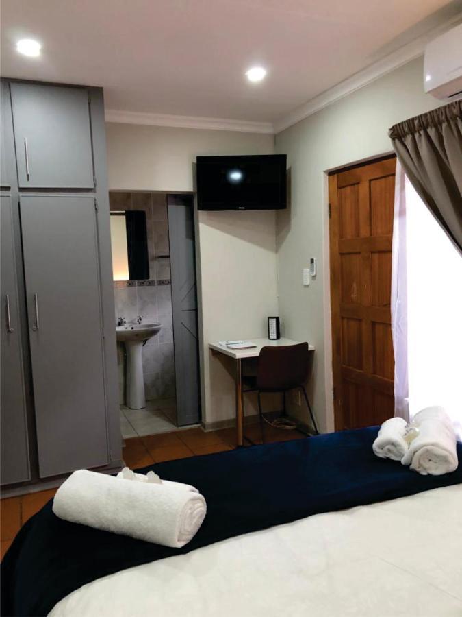 Beesdam Guesthouse Potchefstroom Kültér fotó