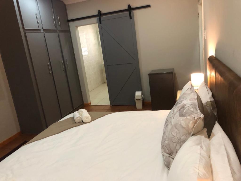 Beesdam Guesthouse Potchefstroom Kültér fotó