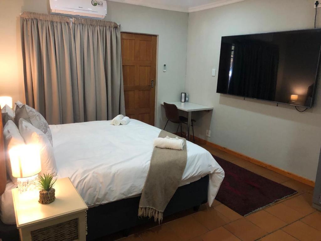 Beesdam Guesthouse Potchefstroom Kültér fotó