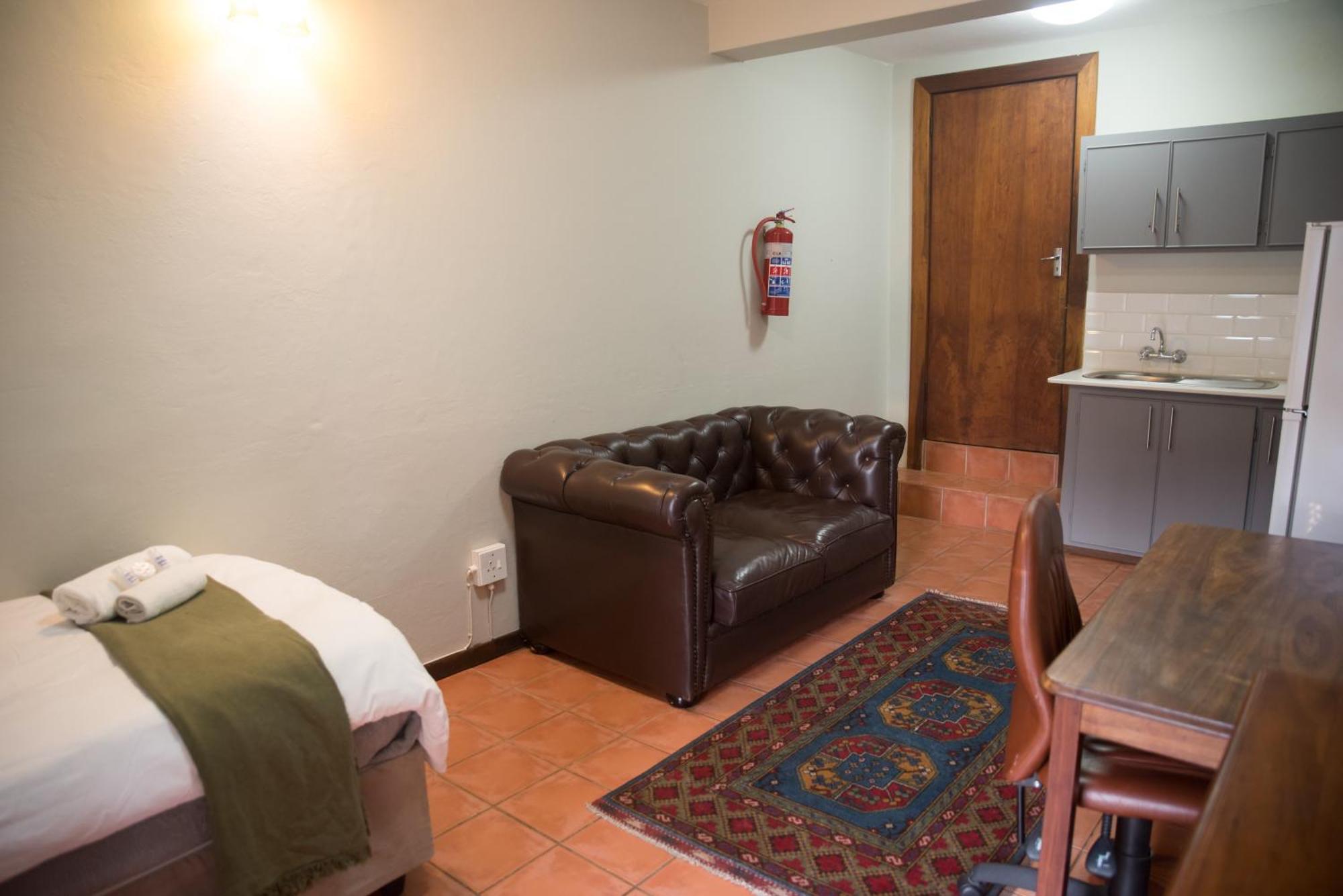 Beesdam Guesthouse Potchefstroom Kültér fotó